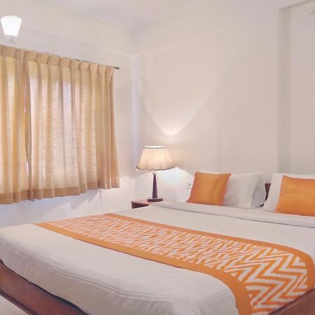 Oyo 6110 Thalassa Suites Bangalore Bagian luar foto