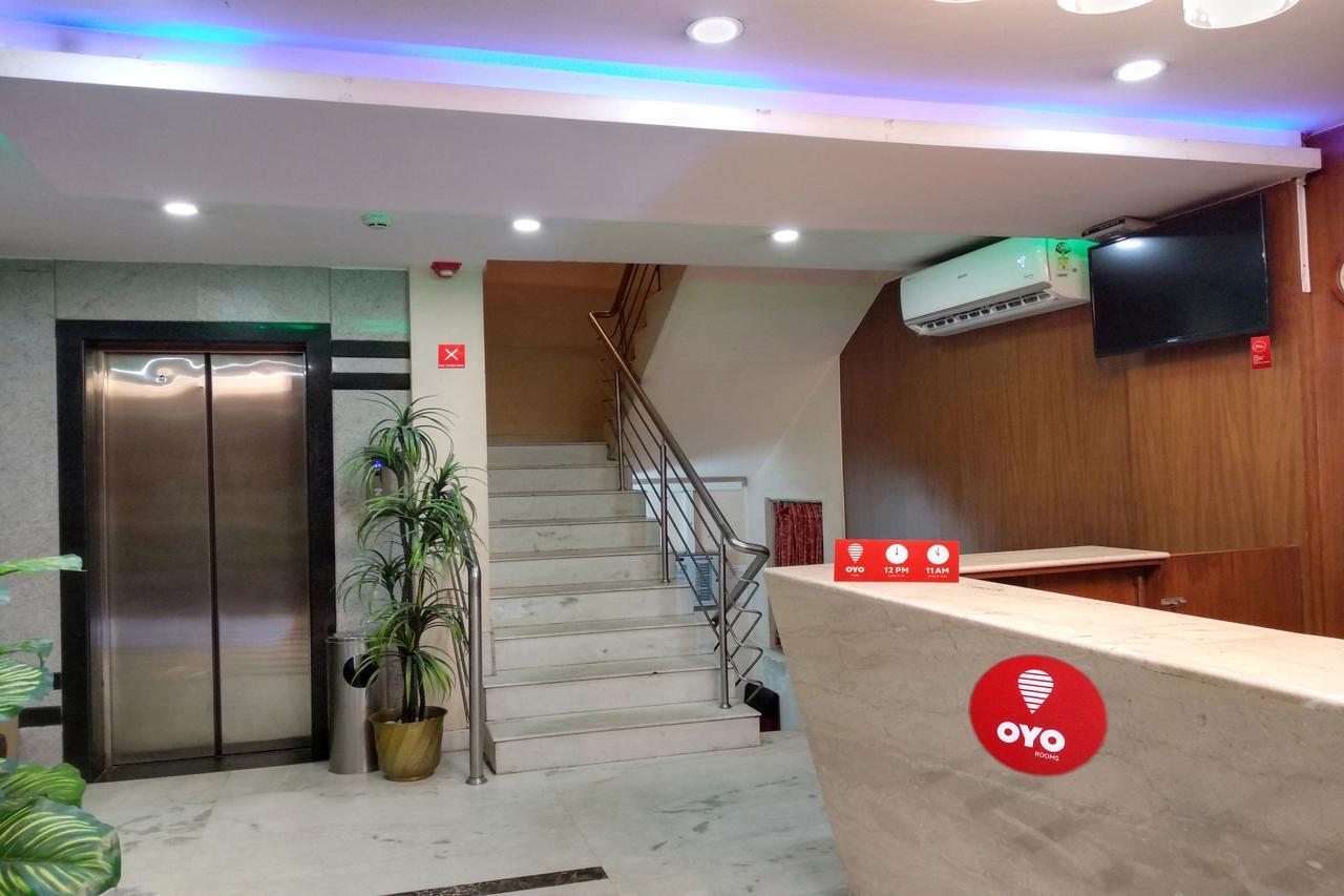 Oyo 6110 Thalassa Suites Bangalore Bagian luar foto