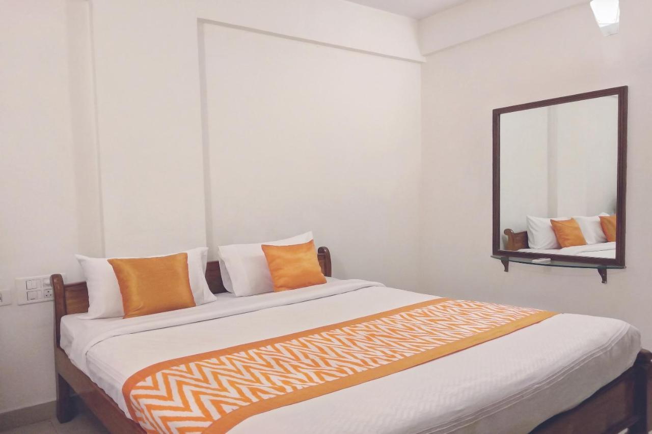 Oyo 6110 Thalassa Suites Bangalore Bagian luar foto