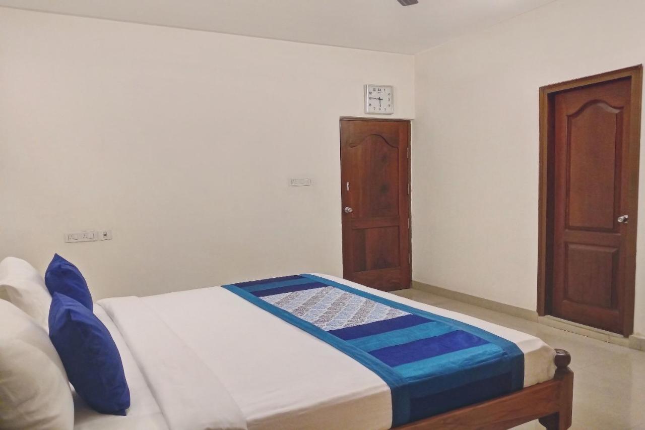 Oyo 6110 Thalassa Suites Bangalore Bagian luar foto